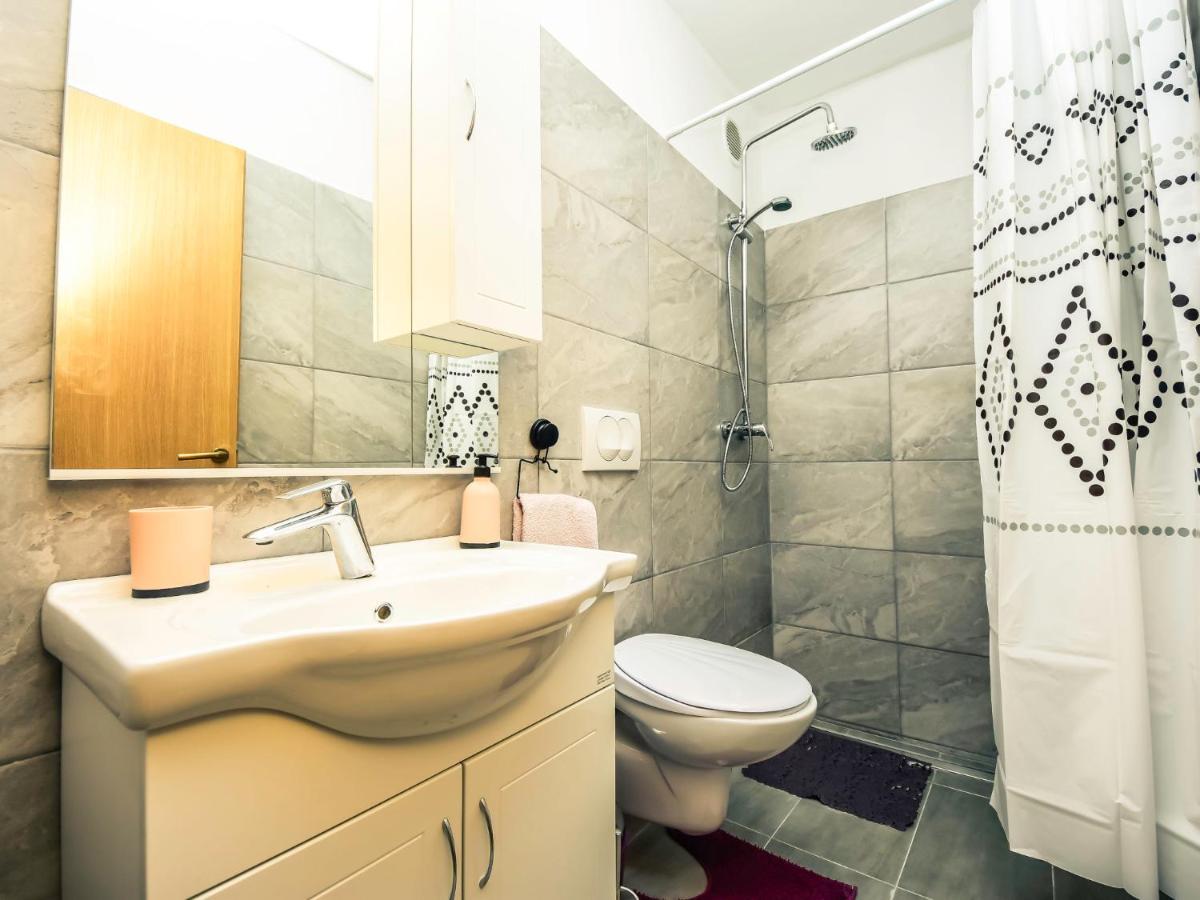 Holiday Home Marijana By Interhome Масленица Екстер'єр фото