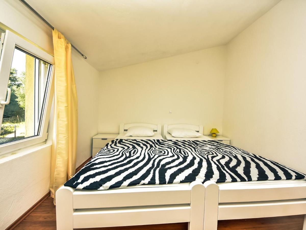 Holiday Home Marijana By Interhome Масленица Екстер'єр фото